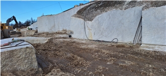 Alma Yellow Granite Blocks