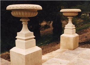 Cotswold Stone Decorative Garden Urns, Cotswold Beige Limestone Flower Pot
