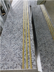 G439 Granite Anti-Slip Stairs Steps Risers