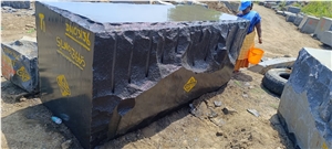 Kunnam Black Granite Blocks