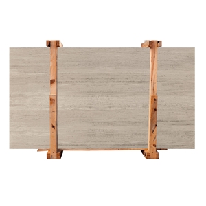 Serpegiante Porcelain